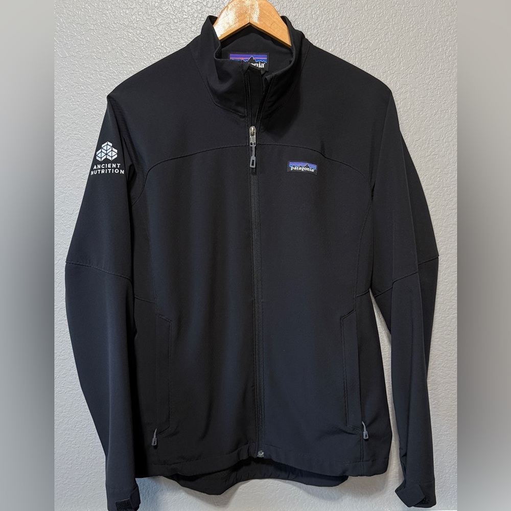 Patagonia Women’s Adze Polartec Softshell Black Jacket